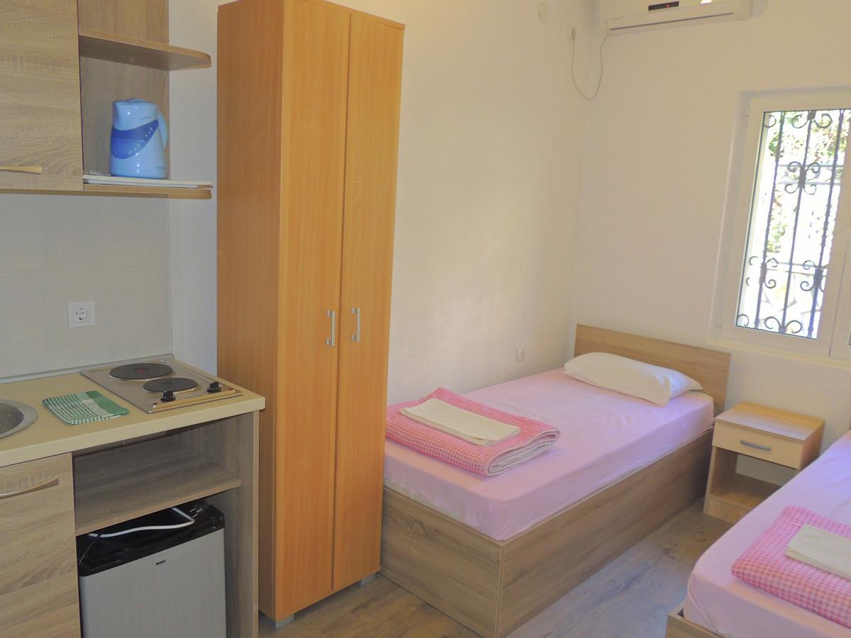 Guest House Jelena Budva Eksteriør billede