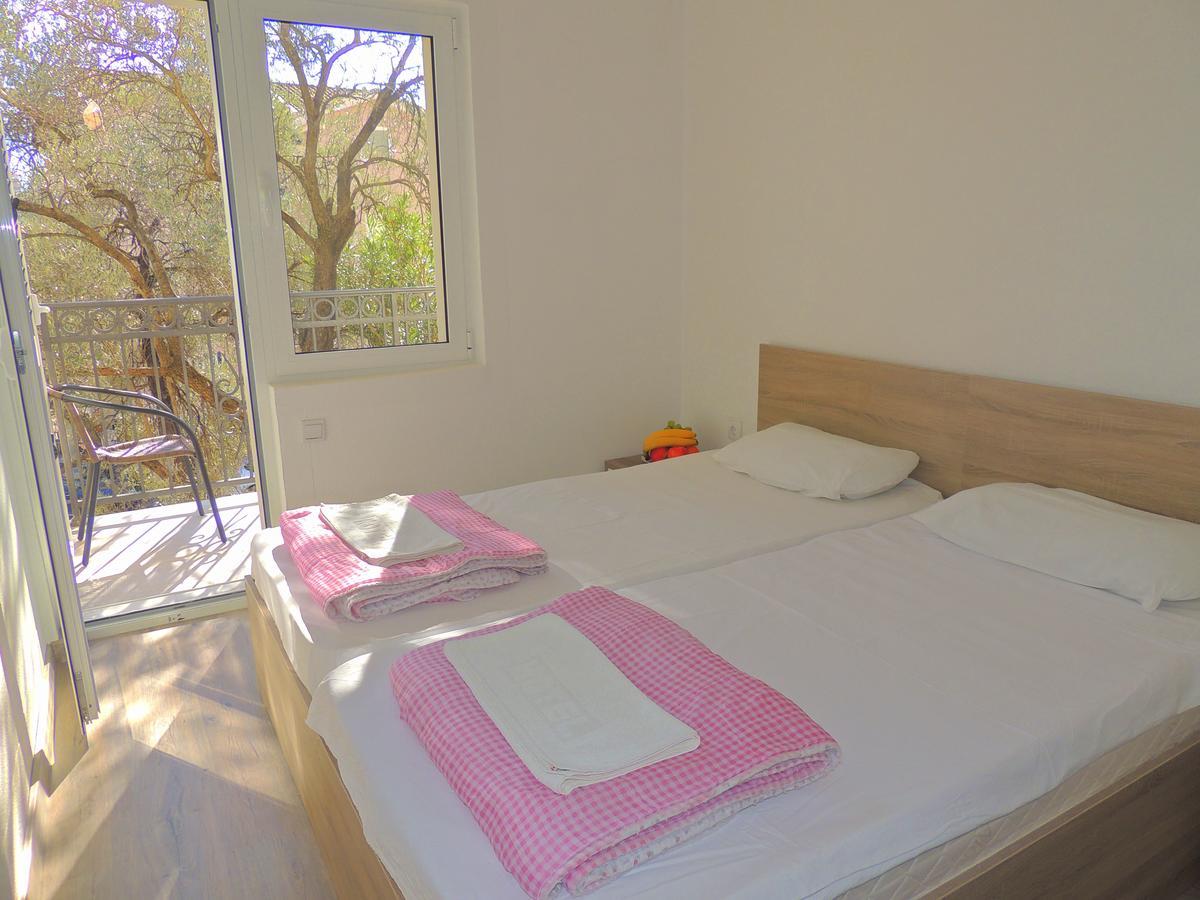 Guest House Jelena Budva Eksteriør billede